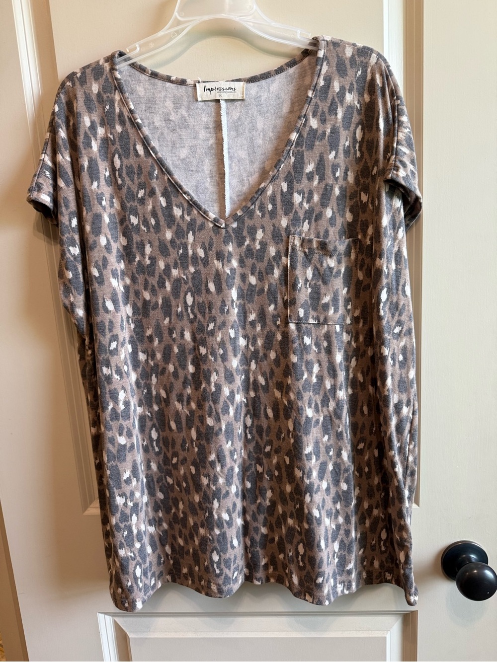 Impressions Taupe and Gray Leopard V-Neck Pocket Tee
